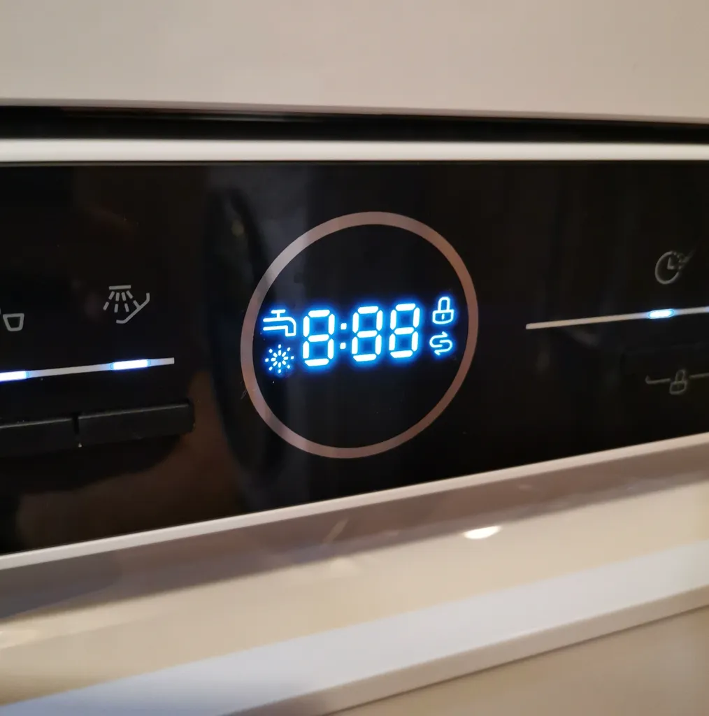 ماشین ظرفشویی 14 نفره آپلاس مدل DW52A01