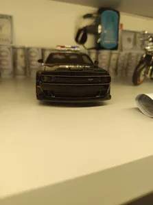 تجریه خرید ماکت ماشین مدل دوج چلنجر هلکت پلیس 1/24