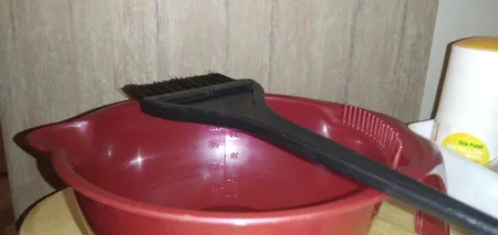 برس رنگ مو مدل A-01 به همراه کاسه رنگ مو مدل B-01