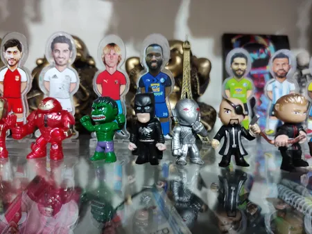 فیگور طرح قهرمانان بسته 11 عددی