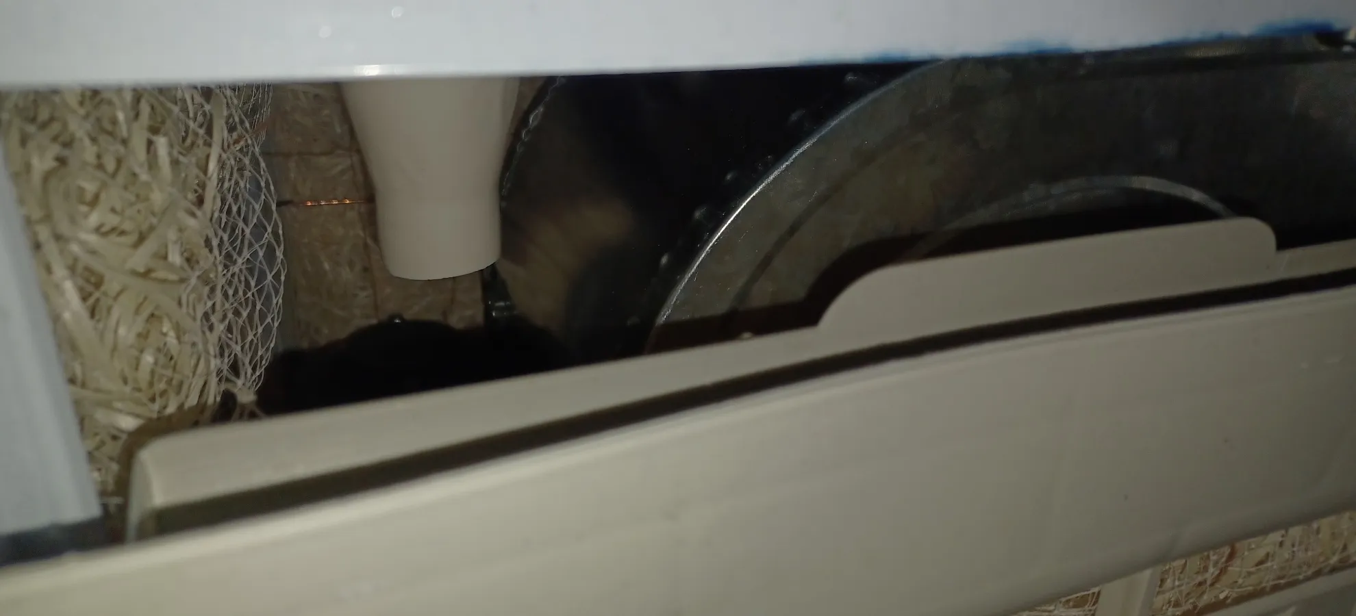 کولر آبی 2800 جنرال مدل P2800 به همراه پایه