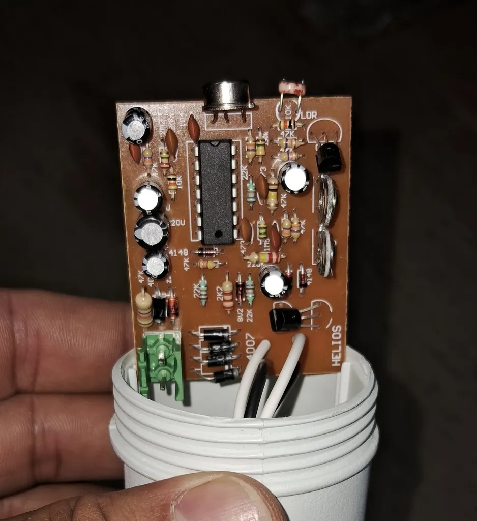 سنسور حرکتی هلیوس مدل HS2424