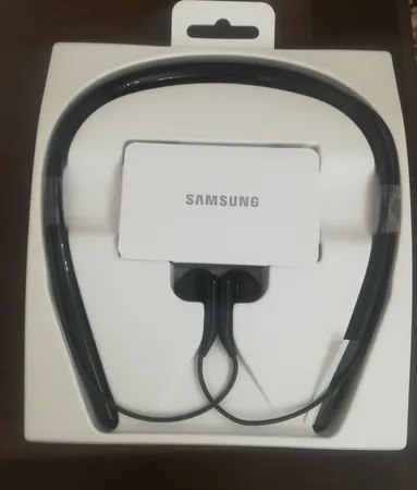 هدفون بی سیم سامسونگ مدل Level U2