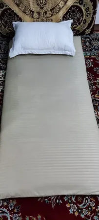 ملحفه تشک مهمان آدنو مدل هتلی یک نفره سایز 90x190 سانتی متر