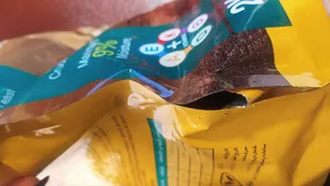 تجریه خرید غذای خشک سگ نوتری پت مدل Small Breeds وزن 2 کیلوگرم