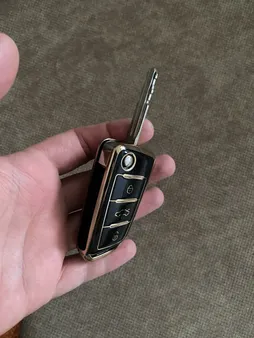 کاور ریموت خودرو کد LUX100 مناسب برای جک S3