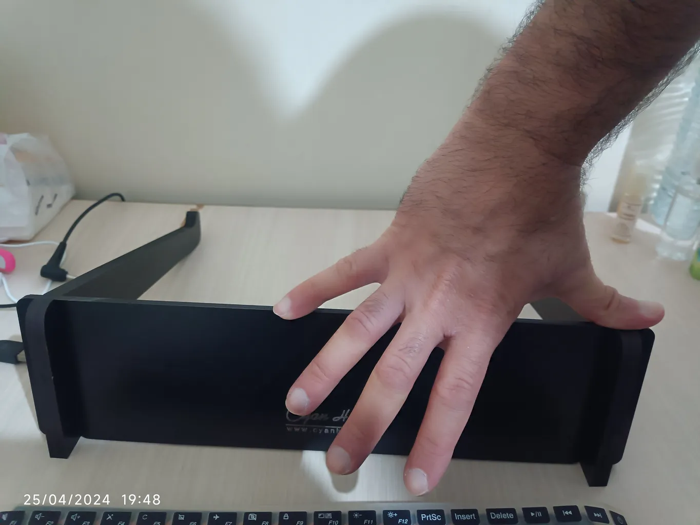 پایه نگهدارنده لپ تاپ سایان هوم مدل Mini Hold Mate