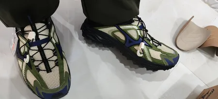 کفش طبیعت‌گردی میزانو مدل Racer Trail SE