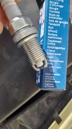 شمع خودرو بوش مدل دو پلاتین پایه کوتاه کد FLR8LDCU+ (+9) Russia بسته 4 عددی