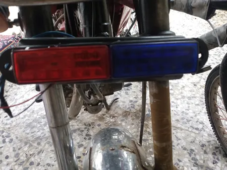 چراغ موتور سیکلت مدل پلیسی کد S1845