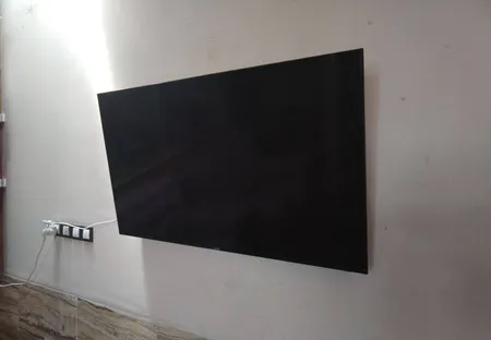 پایه دیواری تلویزیون  مدل T-J300 مناسب تلویزیون های 32 تا 65 اینچ