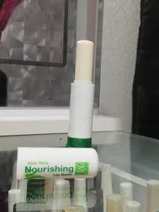 تجریه خرید بالم لب مای مدل Aloe Vera Nourishing
