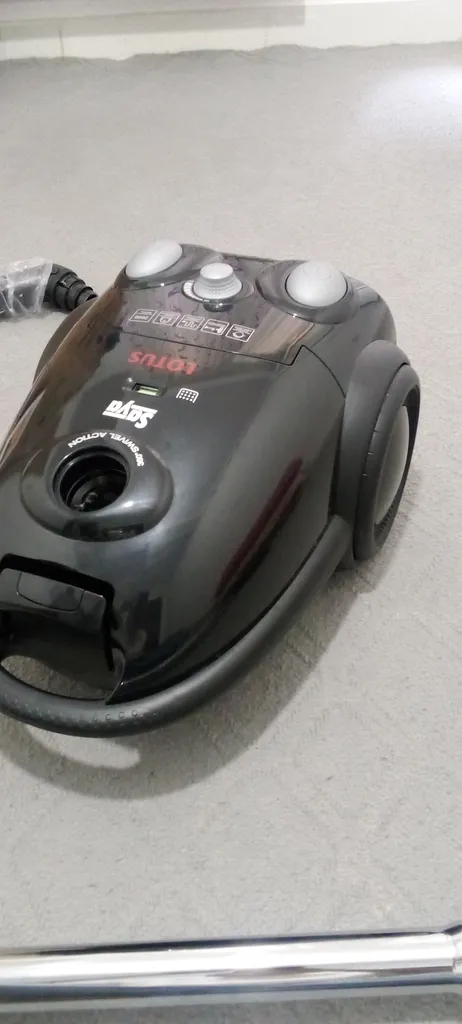 جاروبرقی 2000 وات سایا مدل Lotus-LVC