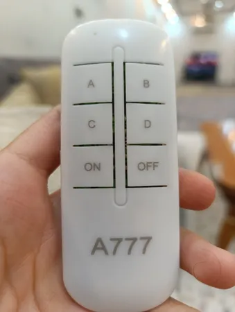 ریموت مدل 4 کانال