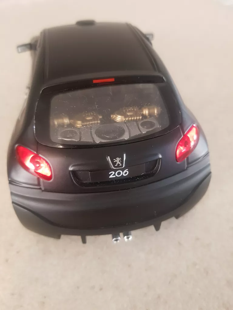 ماشین بازی ولی مدل Peugeot 206 Tuning