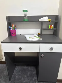 میز تحریر مدل ساوین