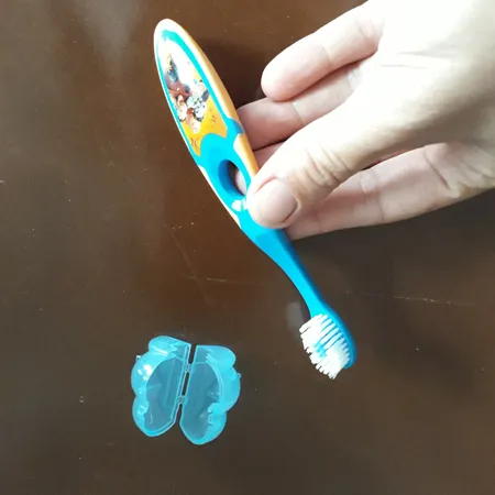 مسواک کودک بیبی لند مدل 379 با برس خیلی نرم