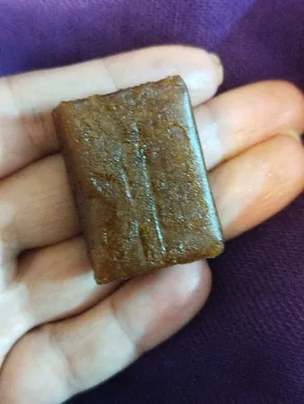 لواشک پذیرایی چند لایه زنبور طلا - 1 کیلوگرم