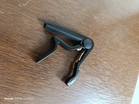 کاپو گیتار مدل BDJ-007