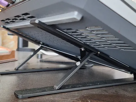 پایه نگهدارنده لپ تاپ مدل X Model