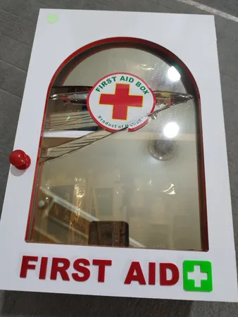 جعبه کمک های اولیه ماهان کد:MT-1010