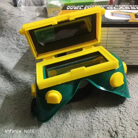 عینک جوشکاری مدل اتومات