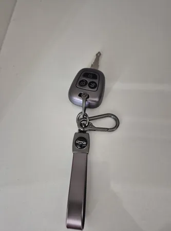 قاب ریموت و جاسوییچی خودرو چیکال مدل P-982-941 مناسب برای دنا بسته 2 عددی