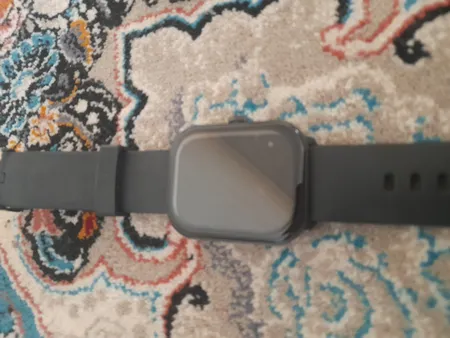 ساعت هوشمند گلوریمی مدل GS1 Pro 2024 دارای قابلیت های صفحه نمایش رنگی، صفحه نمایش لمسی، کنترل موسیقی (Music Player)، کنترل سطح اکسیژن خون، قابلیت مکالمه مستقیم، قابلیت مکالمه از طریق بلوتوث، پشتیبانی از زبان فارسی در منو و سیستم‌عامل بند سیلیکون