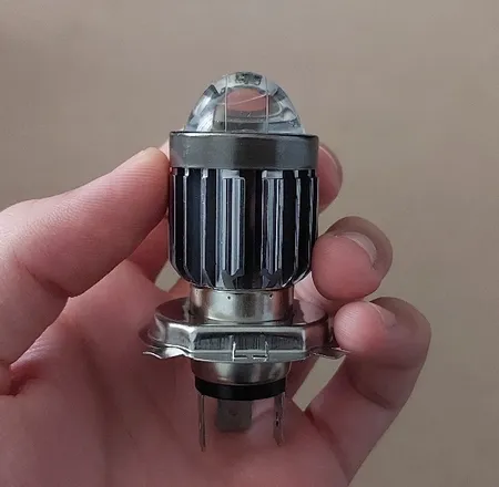 لامپ هدلایت مدل 2Color پایه H4 بسته دو عددی