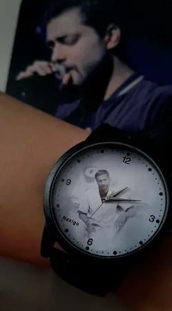 ساعت مچی عقربه ای ناکسیگو مدل ماکان بند امیر مقاره کد LF12571