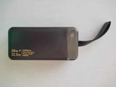 پاوربانک 22.5 وات ریمکس مدل RPP-660 ظرفیت 30000 میلی آمپر ساعت