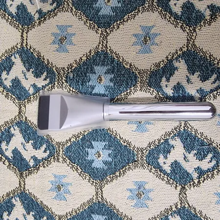 براش آرایشی مدل سر تخت