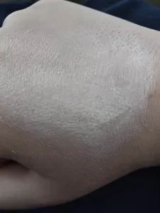 تجریه خرید کرم ضدآفتاب رنگی آردن SPF46