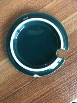 ماگ لاکی مدل Empire به همراه صفحه گرم کن برقی