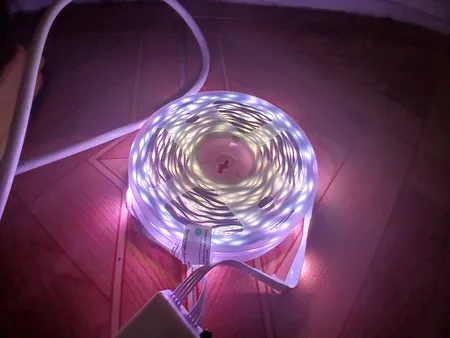 ریسه ال ای دی کیپ اسمایل مدل LED Strip طول 30 متر