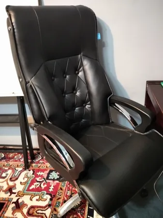 صندلی مدیریتی وارنا مدل M9002