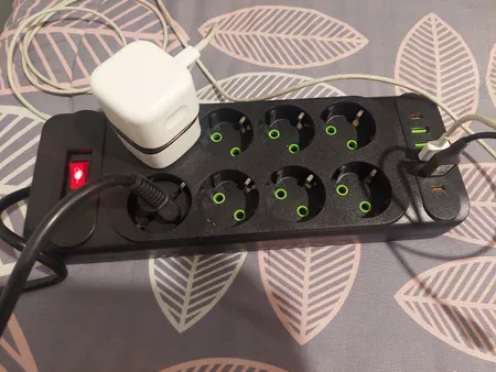 چندراهی برق پاورسوکت مدل F34u Type-C هشت خانه