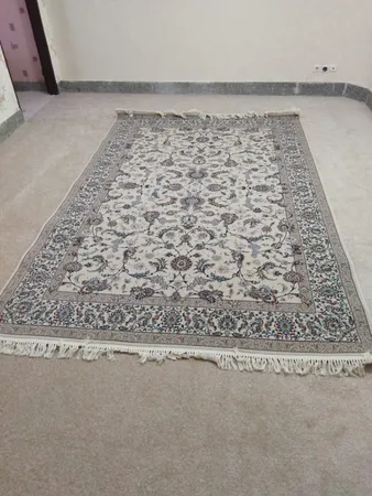 فرش ماشینی زمرد مشهد طرح افشان رنگ کرم