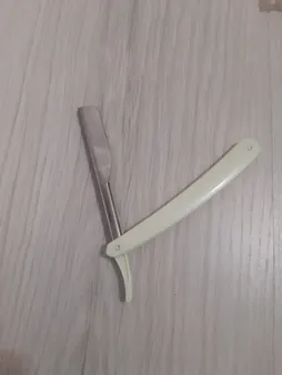 تیغ اصلاح ابرو مجیک مدل 031