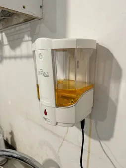 پمپ مایع دستشویی اتوماتیک آریا نوین مدل برق و باتری