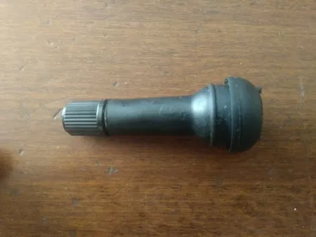 والف لاستیک خودرو مدل TR414 بسته 4 عددی