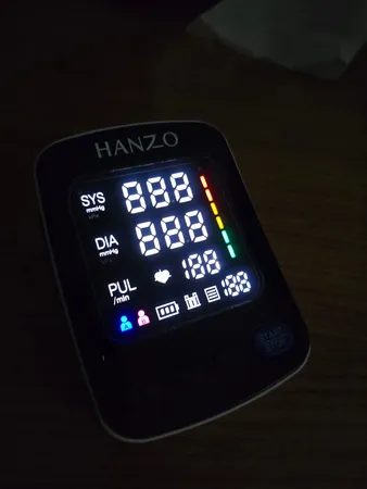 فشارسنج بازویی دیجیتال هانزو مدل U82