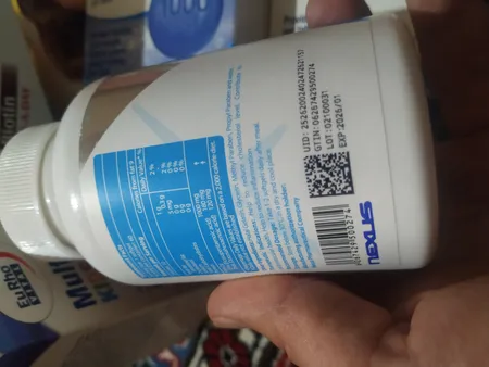 سافت ژل امگا ۳ ۱۰۰۰ میلی گرمی نکستایل ویتامینز بسته 60 عددی