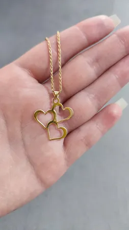 آویز گردنبند طلا 18 عیار زنانه طلای مستجابی مدل قلب کد 68