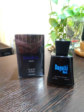 ادو پرفیوم مردانه وودی سنس مدل Bugatti Black  حجم 100 میلی لیتر