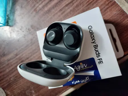 هدفون بلوتوثی سامسونگ مدل Galaxy Buds FE