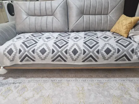 شال مبل مدل پانچدوزی کد 3 سایز 170×140 سانتیمتر