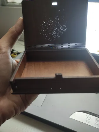 جعبه سیگار مدل سرخپوست xx