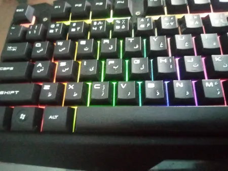 کیبورد گیمینگ تسکو مدل TK 8021L با حروف فارسی، سوییچ ممبران، Full-Size، نورپردازی RGB LED