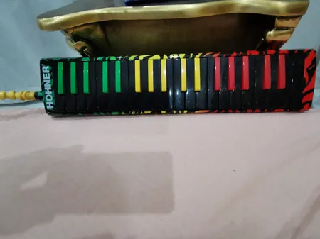 ملودیکا هوهنر مدل AIRBOARD RASTA 37